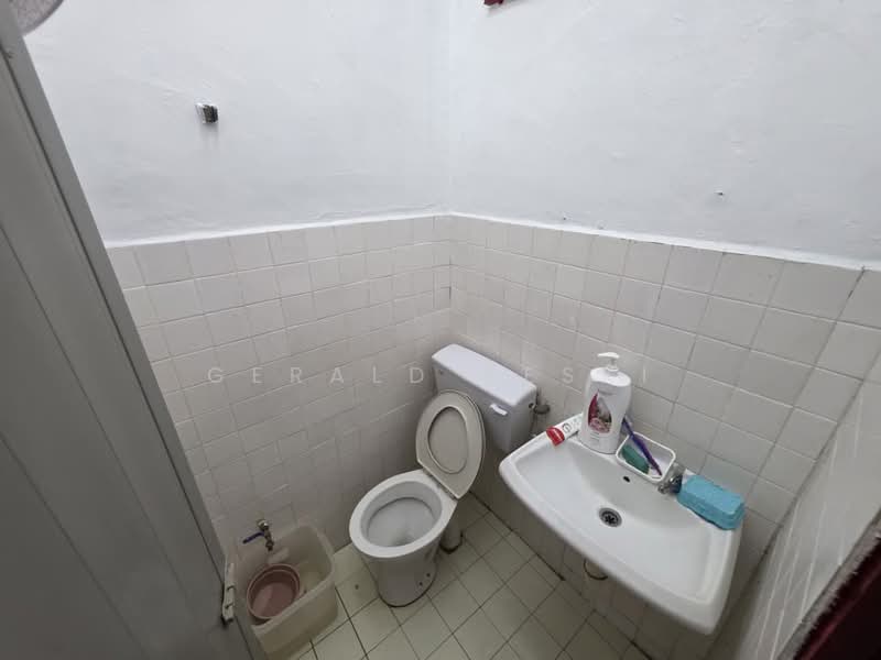 1-storey Terraced House for Sale in Kulim (Kedah) - Gerald Peski - Bathroom - PropertyGuru.com.my