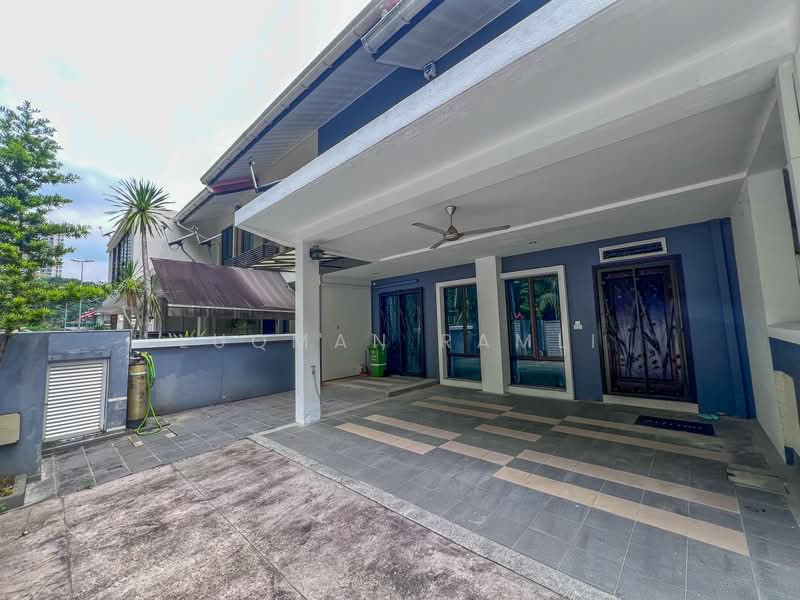 3-storey Terraced House for Sale in Alam Damai (Cheras) - Luqman Ramli - Exterior - PropertyGuru.com.my