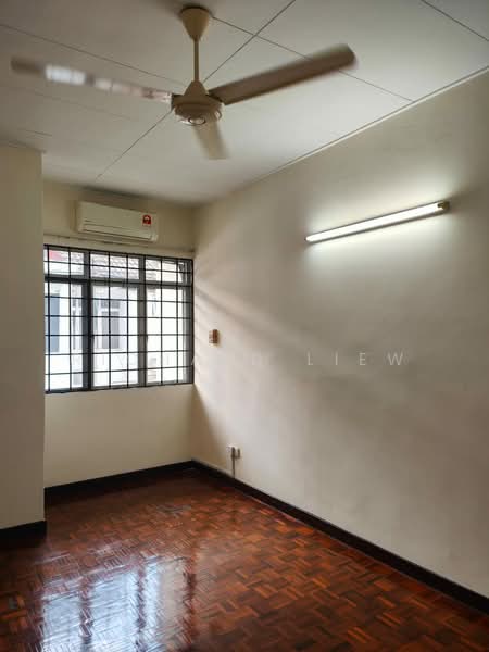 2-storey Terraced House for Sale in Bandar Utama 4 (Bandar Utama) - Richard Liew - Interior - PropertyGuru.com.my
