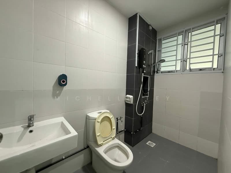 Rumah Teres 2 Tingkat untuk Dijual di Bandar Seri Alam (Masai) - Michelle Tey - PropertyGuru.com.my