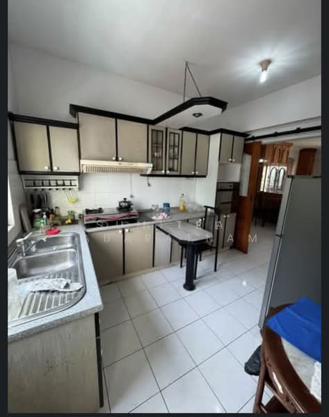Condominium for Rent at Cameron Towers - Sumitra Sabaratnam - Kitchen - PropertyGuru.com.my
