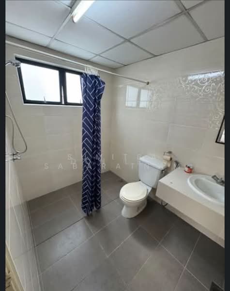 Condominium for Rent at Cameron Towers - Sumitra Sabaratnam - Bathroom - PropertyGuru.com.my
