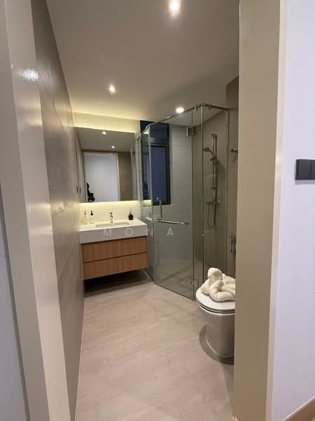 Apartment for Sale at R&F Princess Cove Phase 3-New Casa Suites - Mona . - Bathroom - PropertyGuru.com.my