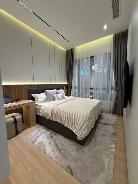Apartment for Sale at R&F Princess Cove Phase 3-New Casa Suites - Mona . - Bedroom - PropertyGuru.com.my