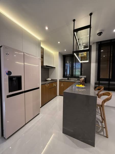 Apartment for Sale at R&F Princess Cove Phase 3-New Casa Suites - Mona . - Kitchen - PropertyGuru.com.my