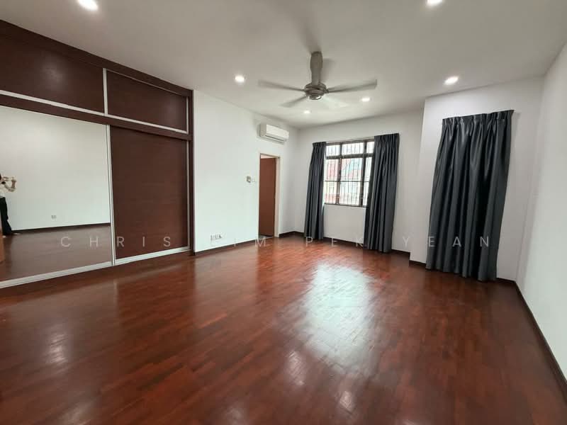 Rumah Teres 2 Tingkat untuk Disewa di Bandar Sungai Long (Selangor) - Chris Lim Pek Yean - Bedroom - PropertyGuru.com.my