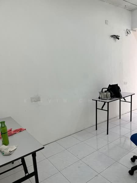 Kedai untuk Disewa di Taman Daya (Johor Bahru) - Kelvin Chop - Interior - PropertyGuru.com.my