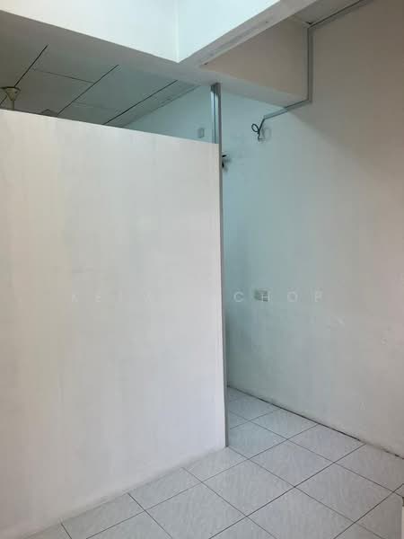 Kedai untuk Disewa di Taman Daya (Johor Bahru) - Kelvin Chop - Interior - PropertyGuru.com.my