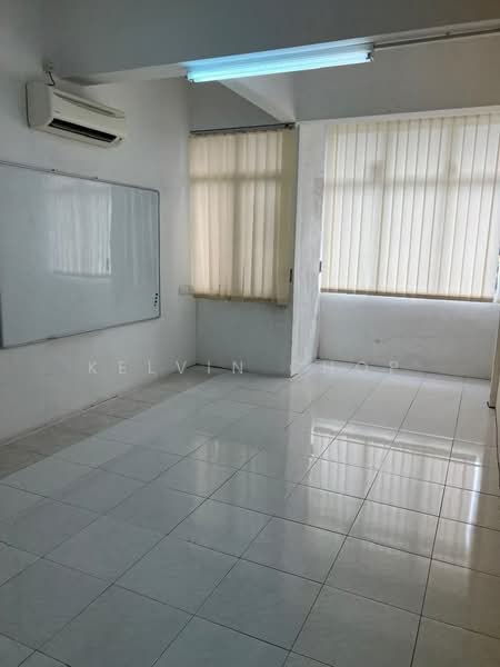 Kedai untuk Disewa di Taman Daya (Johor Bahru) - Kelvin Chop - Interior - PropertyGuru.com.my