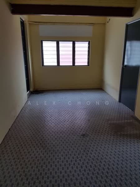 Shop / Office for Rent in Bandar Kuala Kangsar (Kuala Kangsar) - Alex Chong - Interior - PropertyGuru.com.my