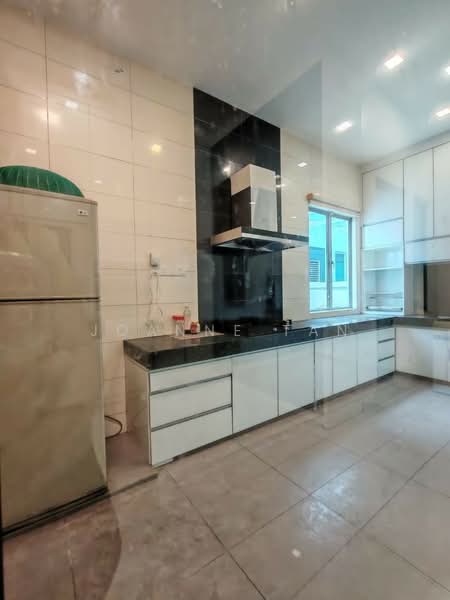 Bungalow for Sale in Ambang Botanic 2 (Klang) - Joanne Tan - Kitchen - PropertyGuru.com.my