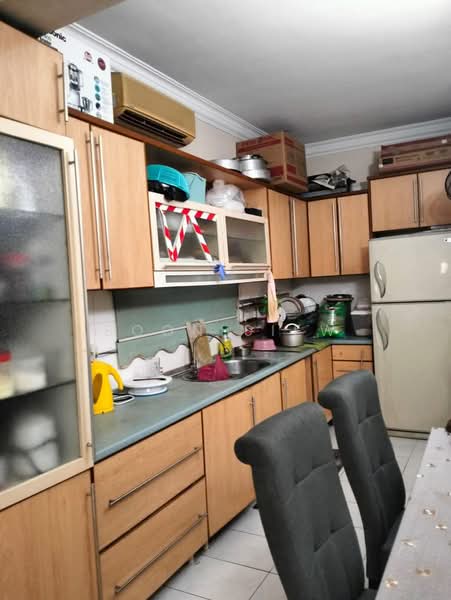 Condominium for Sale at E-Park Condominium - Boon Siew - Kitchen - PropertyGuru.com.my