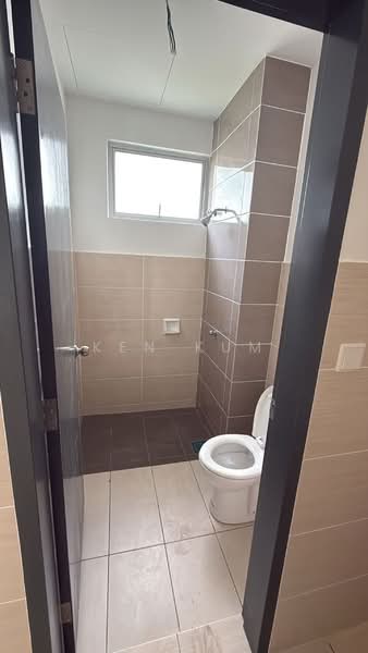 Rumah Teres untuk Dijual di Beranang (Selangor) - Ken Kum - Bathroom - PropertyGuru.com.my