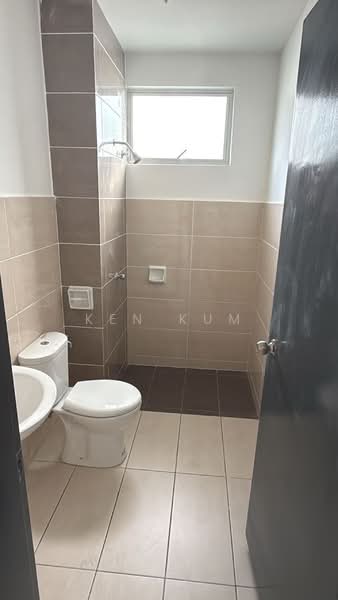 Rumah Teres untuk Dijual di Beranang (Selangor) - Ken Kum - Bathroom - PropertyGuru.com.my