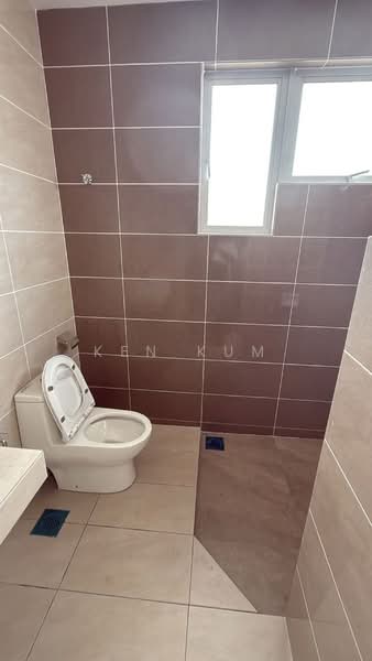 Rumah Teres untuk Dijual di Beranang (Selangor) - Ken Kum - Bathroom - PropertyGuru.com.my