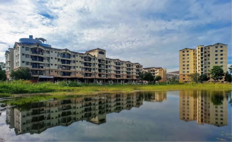 Pangsapuri untuk Dijual di Pangsapuri Perdana - Nor Mohamad - Exterior - PropertyGuru.com.my