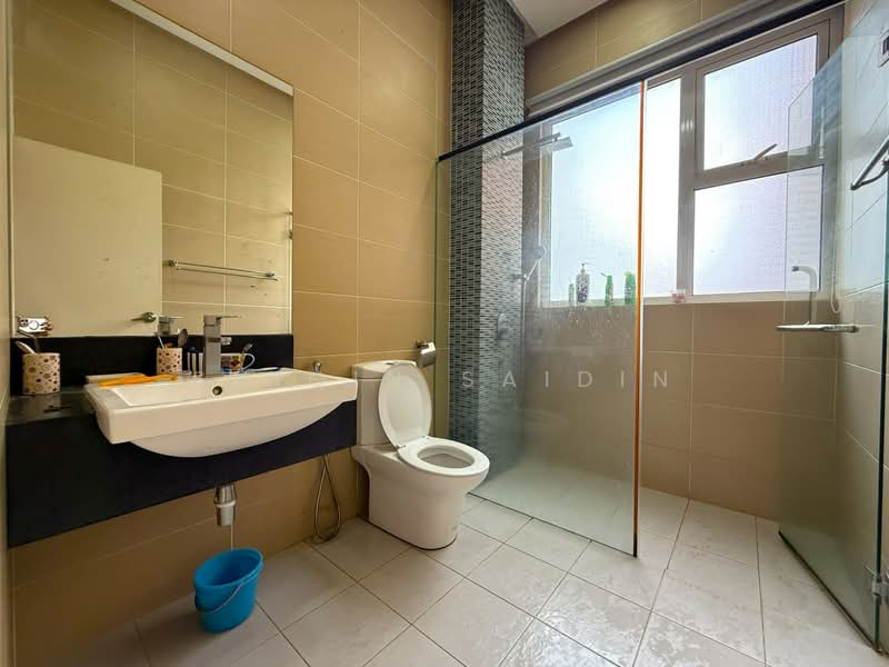 Bungalow House for Sale in Ampang Jaya (Ampang) - Shiqin Saidin - Bathroom - PropertyGuru.com.my