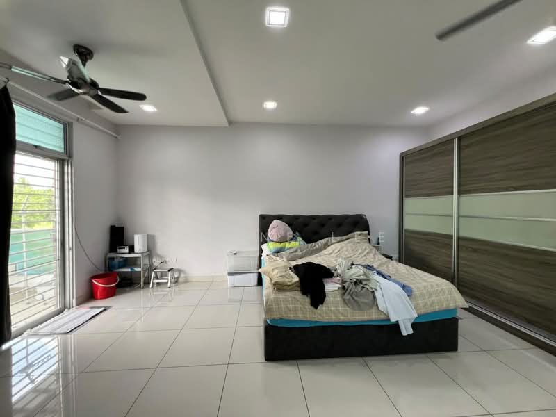 Rumah Kluster untuk Dijual di Taman Gaya (Ulu Tiram) - Daphne Lee - Bedroom - PropertyGuru.com.my