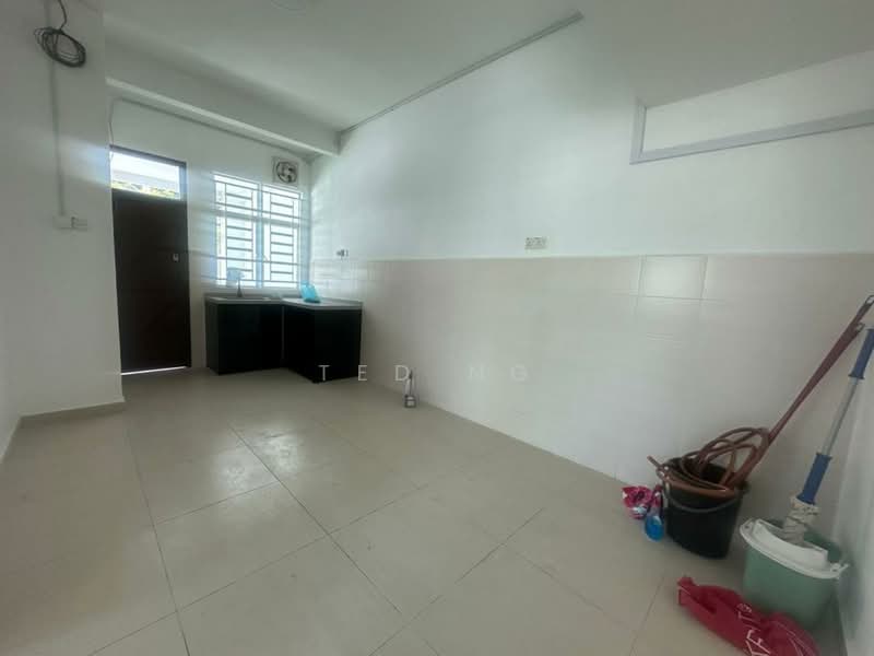 Rumah Teres 2.5 Tingkat untuk Dijual di Taman Bukit Minyak (Bukit Minyak) - TED NG - Kitchen - PropertyGuru.com.my