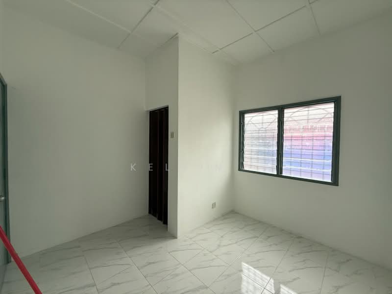 Rumah Teres 2-Tingkat untuk Dijual di Bandar Baru Kundang (Rawang) - Kelvin . - Interior - PropertyGuru.com.my