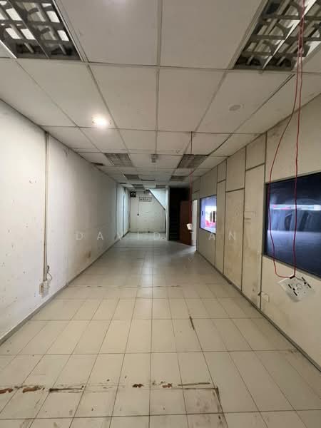 Factory for Rent in Rawang (Selangor) - David Tan - Interior - PropertyGuru.com.my