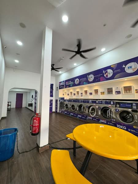 Shop for Rent in Bandar Kajang (Kajang) - Peter Tan - Interior - PropertyGuru.com.my