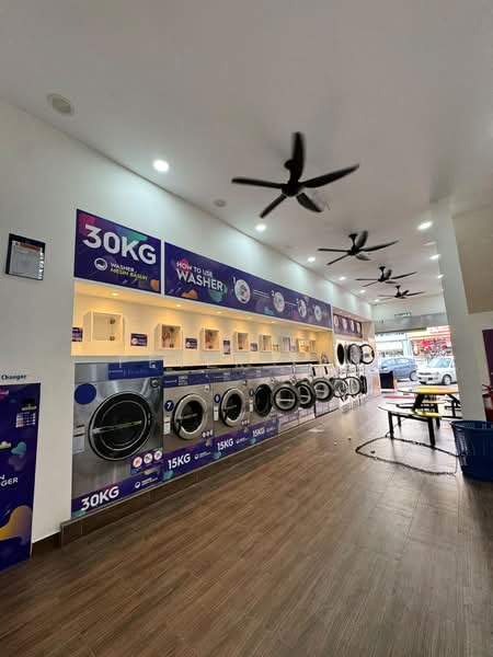 Shop for Rent in Bandar Kajang (Kajang) - Peter Tan - Interior - PropertyGuru.com.my