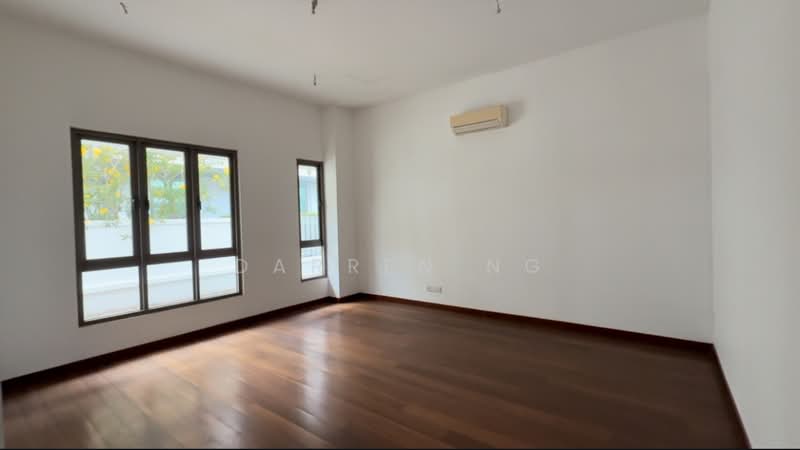Rumah Banglo untuk Dijual di Saujana (Selangor) - Darren Ng - Living Room - PropertyGuru.com.my