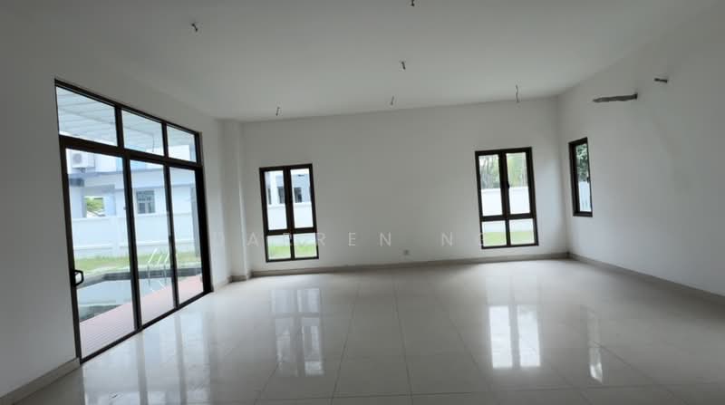 Rumah Banglo untuk Dijual di Saujana (Selangor) - Darren Ng - Living Room - PropertyGuru.com.my