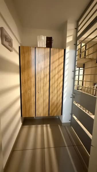 Kondominium untuk Dijual di Lakeville Residence - JK Leong - Entrance - PropertyGuru.com.my