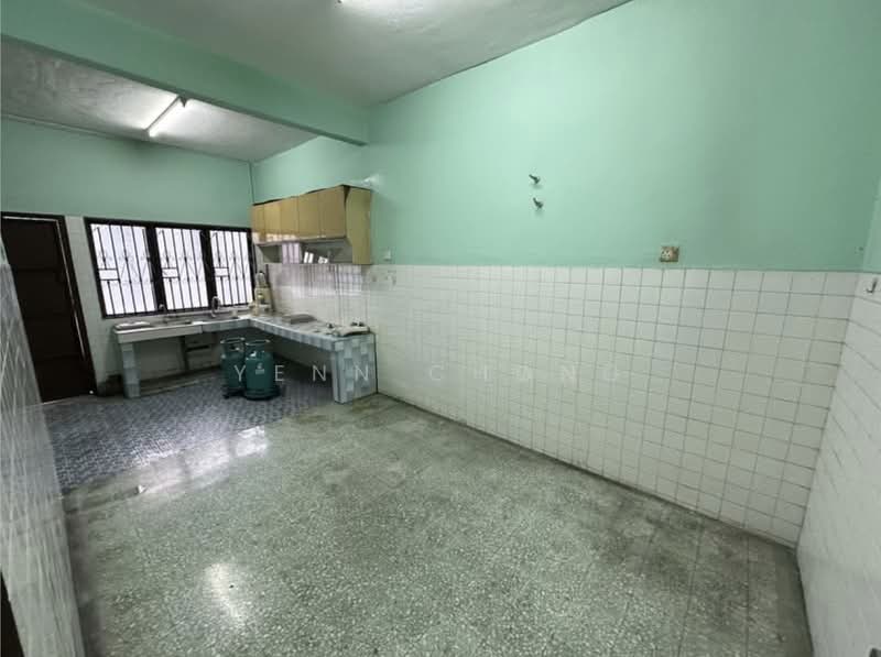 2-storey Terraced House for Sale in Taman Overseas Union (Taman Oug) (Jalan Klang Lama (Old Klang Road)) - Yenn Chong - Kitchen - PropertyGuru.com.my