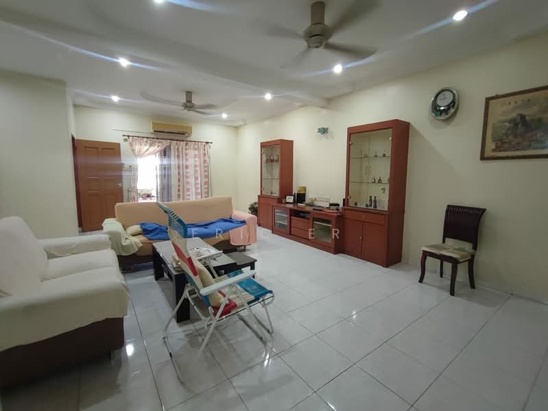2-storey Terraced House for Sale in Taman Budaya (Batu Pahat) - Eric Er - PropertyGuru.com.my