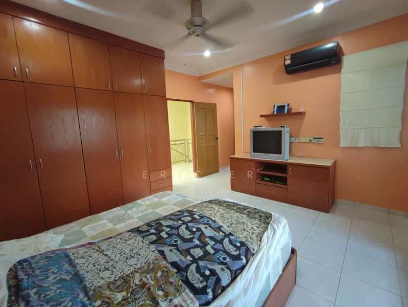 2-storey Terraced House for Sale in Taman Budaya (Batu Pahat) - Eric Er - PropertyGuru.com.my