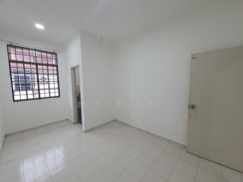Rumah Teres 2 Tingkat untuk Dijual di Taman Angkasa Nuri (Durian Tunggal) - CHIN FN - Interior - PropertyGuru.com.my