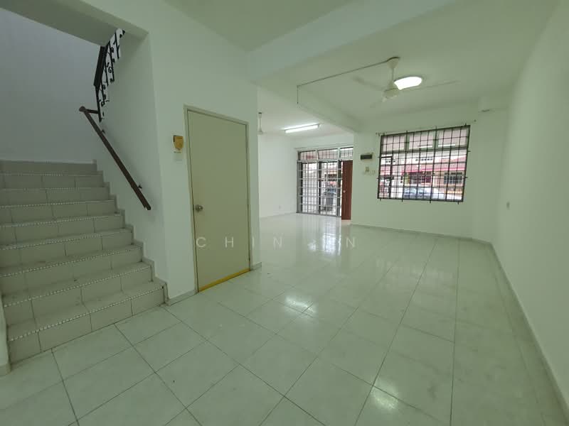 Rumah Teres 2 Tingkat untuk Dijual di Taman Angkasa Nuri (Durian Tunggal) - CHIN FN - Interior - PropertyGuru.com.my