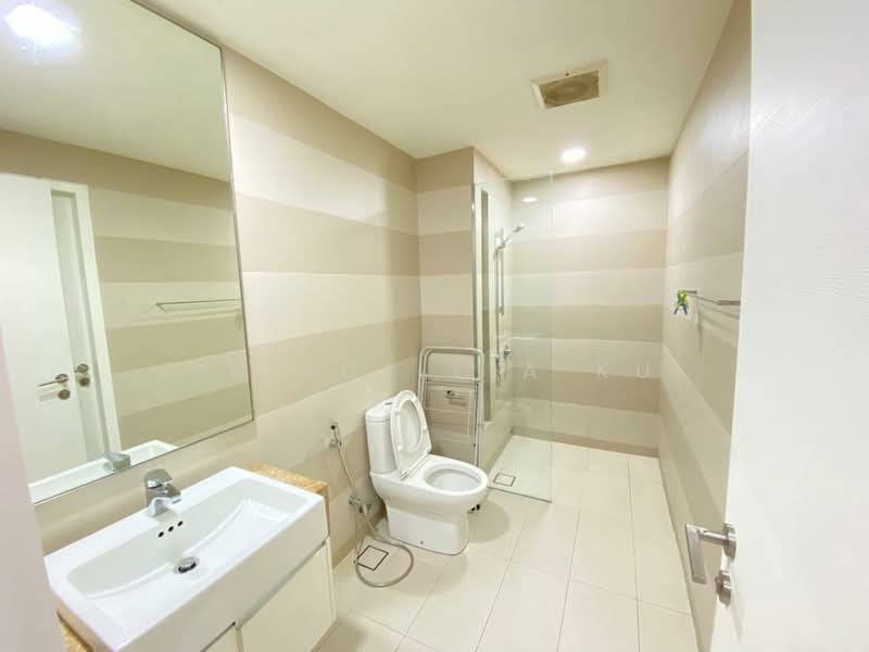 Kondominium untuk Disewa di Westside Three - Priscillia Ku - Bathroom - PropertyGuru.com.my