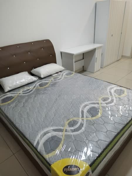 Service Residence for Sale at Savanna Executive Suite @ Southville City - JK Leong - Bedroom - PropertyGuru.com.my