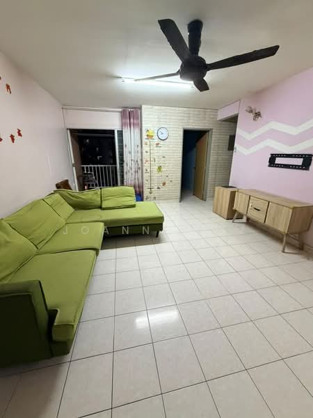 Pangsapuri untuk Disewa di Pangsapuri Jati Selatan - Joanne Yan - Living Room - PropertyGuru.com.my
