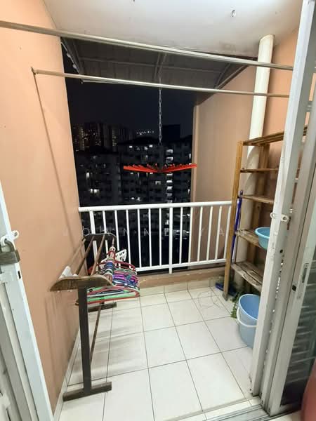 Pangsapuri untuk Disewa di Pangsapuri Jati Selatan - Joanne Yan - Balcony - PropertyGuru.com.my