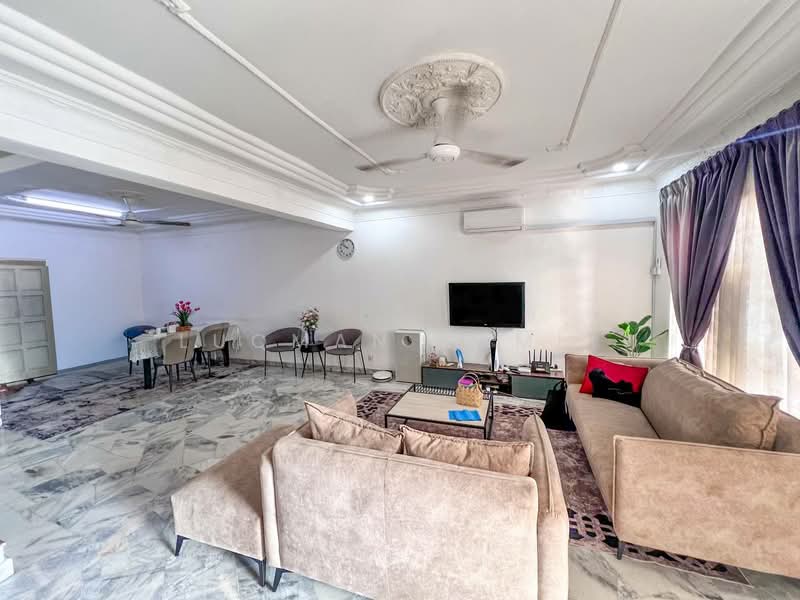 Rumah Teres 2 Tingkat untuk Dijual di Cheras (Kuala Lumpur) - Luqman Ramli - Living Room - PropertyGuru.com.my
