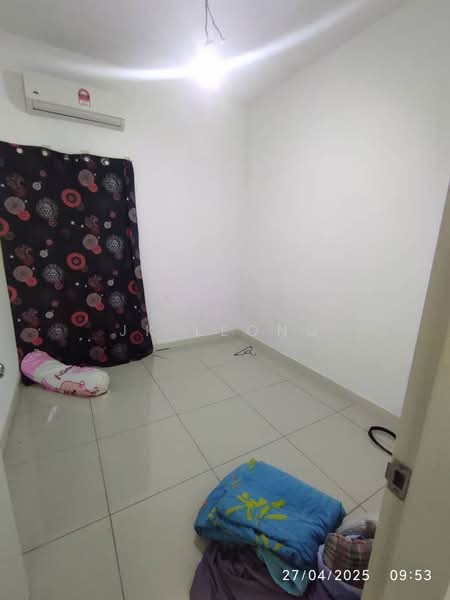 Service Residence for Sale at Savanna Executive Suite @ Southville City - JK Leong - Bedroom - PropertyGuru.com.my