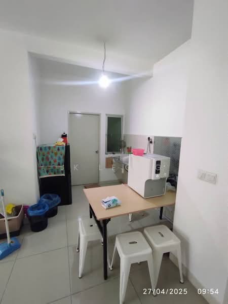 Service Residence for Sale at Savanna Executive Suite @ Southville City - JK Leong - Kitchen - PropertyGuru.com.my
