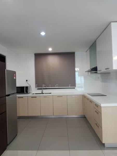 Pangsapuri untuk Dijual di Molek Pine 4 - Eric Er - PropertyGuru.com.my