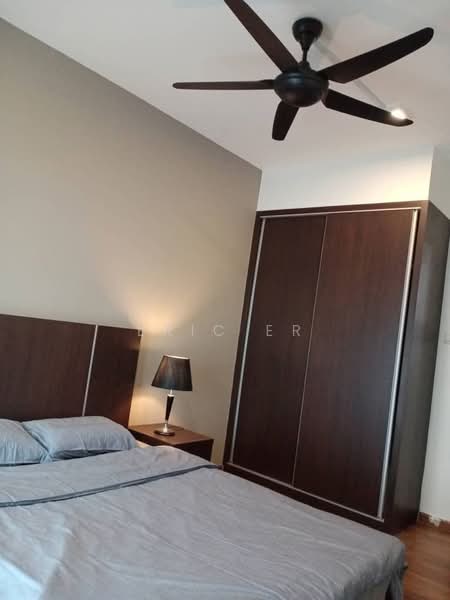 Pangsapuri untuk Dijual di Molek Pine 4 - Eric Er - PropertyGuru.com.my