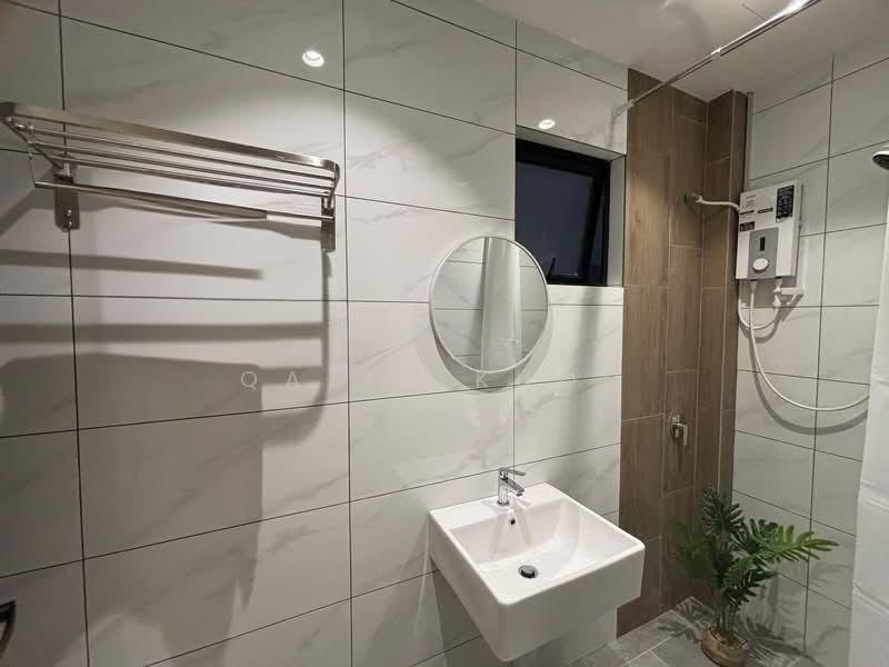 Kondominium untuk Dijual di Piccadilly - Qazin Khoo - Bathroom - PropertyGuru.com.my