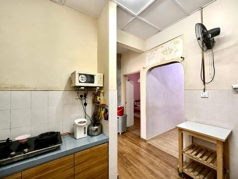 Rumah Teres 1 Tingkat untuk Dijual di Bukit Indah (Iskandar Puteri (Nusajaya)) - Samantha Tan - Kitchen - PropertyGuru.com.my