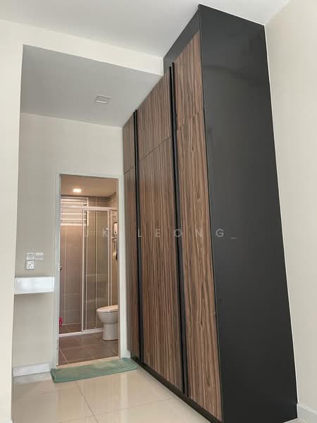 Service Residence for Sale at Savanna Executive Suite @ Southville City - JK Leong - Bathroom - PropertyGuru.com.my