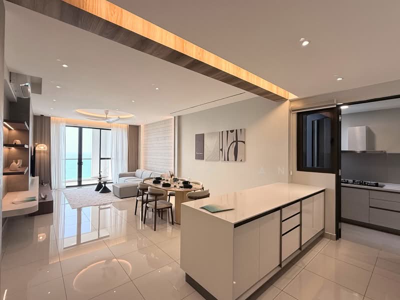 Kondominium untuk Dijual di The Marin at Ferringhi - Kai Jun Tan - Living Room - PropertyGuru.com.my