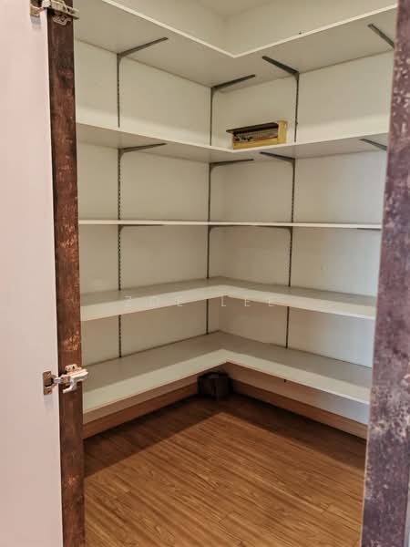 Servis Apartment untuk Dijual di D'carlton (Residensi Seri Mega) - Zoe Lee - PropertyGuru.com.my