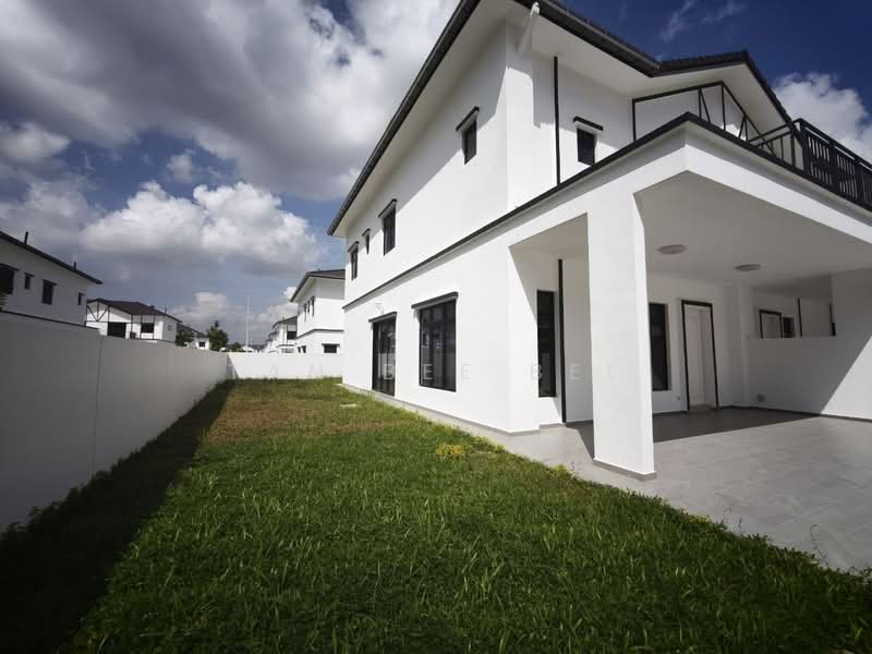 Cluster House for Rent in Taman Ekoflora (Johor Bahru) - Tan Bee Bee - Exterior - PropertyGuru.com.my